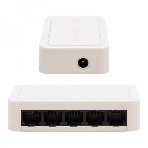POWERMASTER PM-17647 5 PORT 10/100 MBPS ETHERNET SWITCH POWERMASTER PM-17647 5 PORT 10/100 MBPS ETHERNET SWITCH