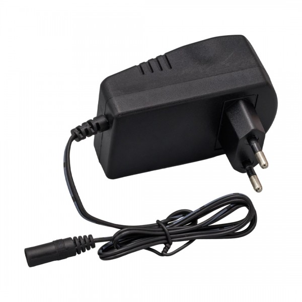 POWERMASTER PM-18745 3 VOLT - 12 VOLT - 3 AMPER ÇOK UÇLU AYARLI KADEMELİ ADAPTÖR POWERMASTER PM-18745 3 VOLT - 12 VOLT - 3 AMPER ÇOK UÇLU AYARLI KADEMELİ ADAPTÖR