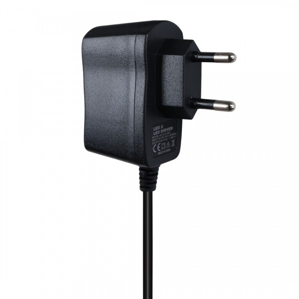 LEDX ALN-0601 6 VOLT 1 AMPER LEDLİ 5.5*2.5 MM UÇLU PRİZ TİPİ ADAPTÖR LEDX ALN-0601 6 VOLT 1 AMPER LEDLİ 5.5*2.5 MM UÇLU PRİZ TİPİ ADAPTÖR