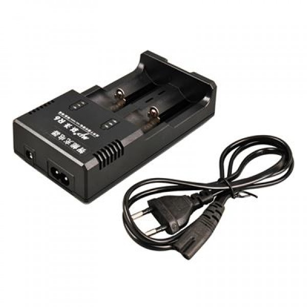 Beston R6 Aa/Aaa/Ni-Mh/Lityum İon/C Boy/123a/16340/10440/14500/18350/18490/17550/17670/18650/22650/26650 Pil Şarj Cihazı