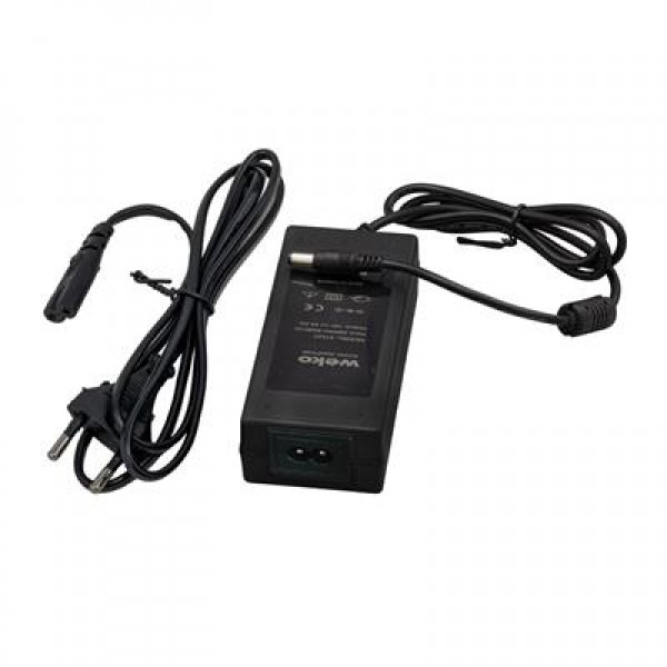 Weko 12 Volt - 5 Amper Plastik Kasa Masaüstü Adaptör 5.5*2.5 Uçlu