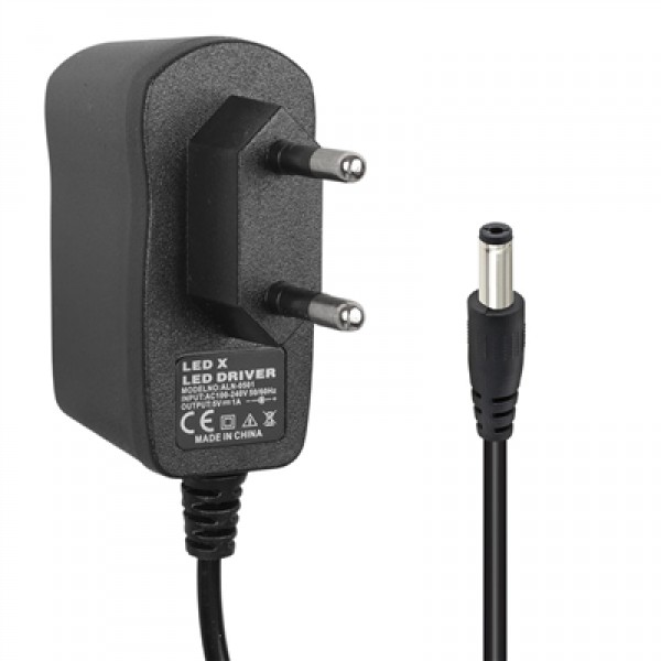 Powermaster PM-5737 5 Volt - 1 Amper 3.5*1.35 Mm Uçlu Plastik Kasa Priz Tipi Adaptör