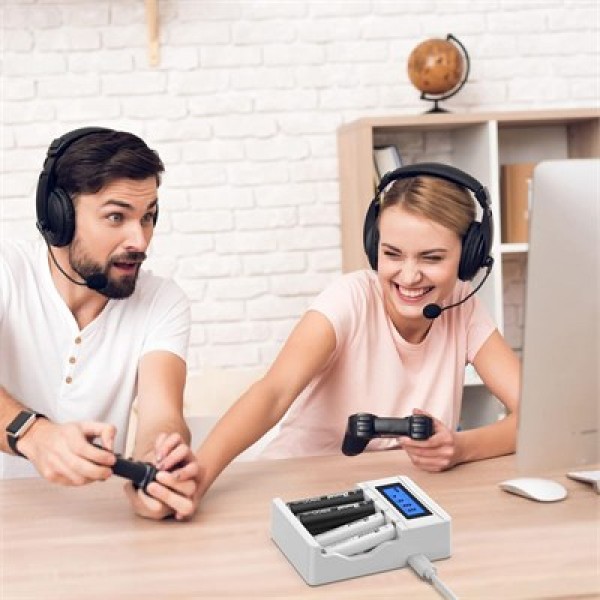 X-LEVEL CH1-201AL 4 Yuvalı LCD Ekranlı Akıllı AA/AAA Ni-MH Hızlı Pil Şarj Cihazı X-LEVEL CH1-201AL 4 Yuvalı LCD Ekranlı Akıllı AA/AAA Ni-MH Hızlı Pil Şarj Cihazı